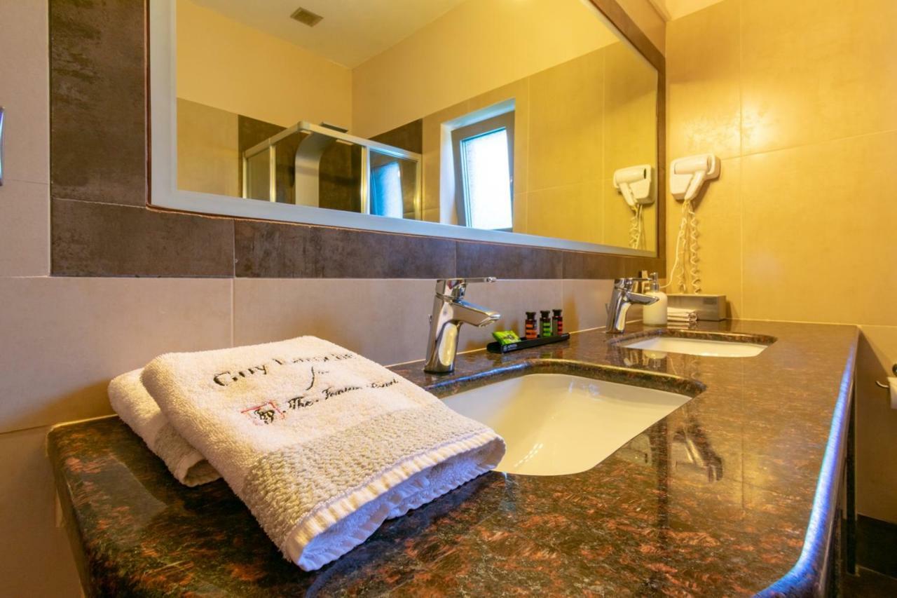 Ionian Pearl Luxury Spa Villa 梅松吉 外观 照片
